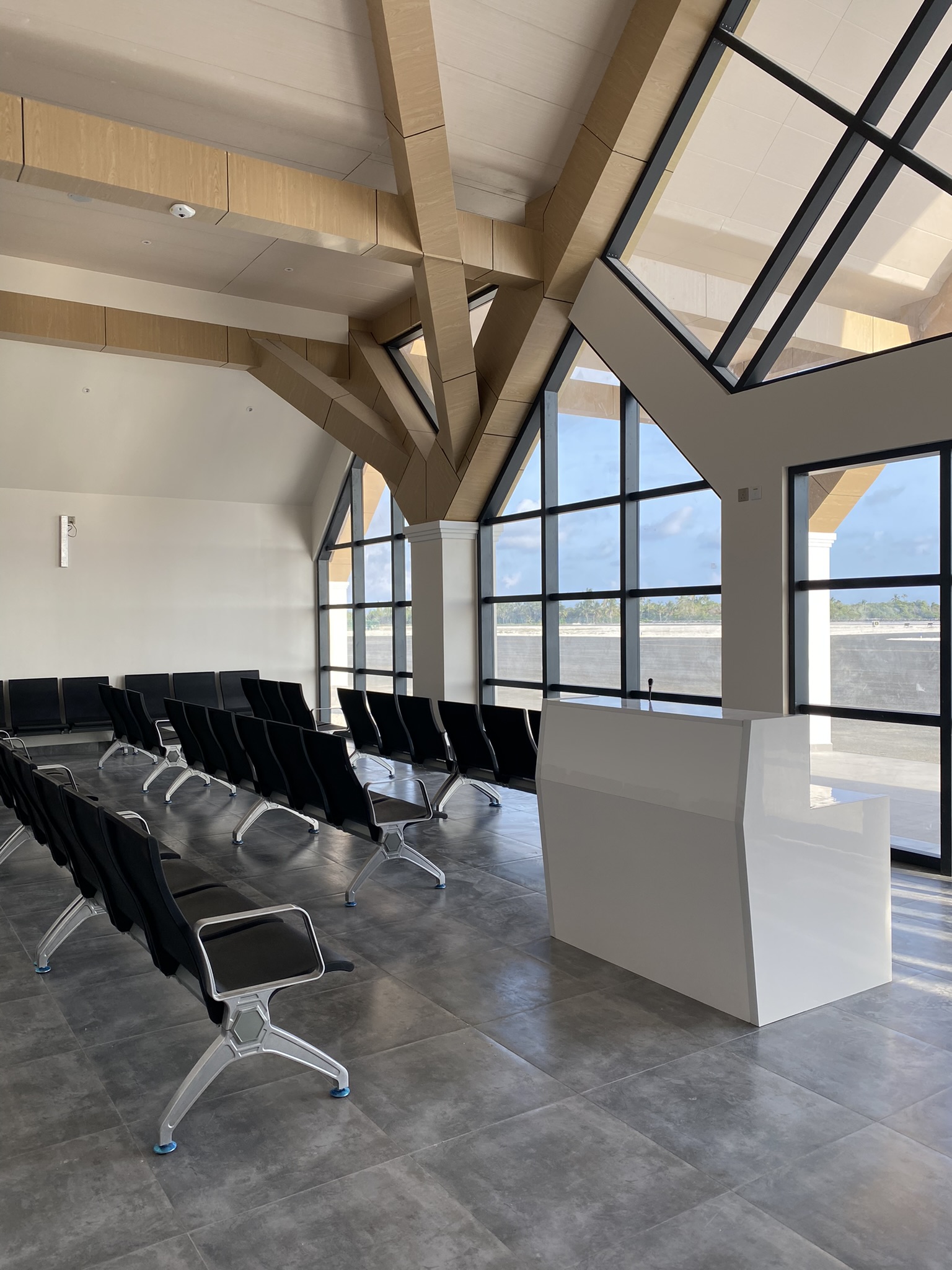 Faresmaathoda Airport
